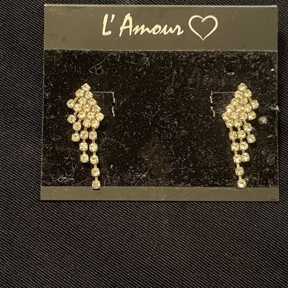 L'Amour Jewelry - L'Amour Sparkling Gold Cascade Earrings‎